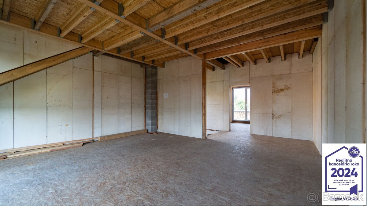 Novostavba nízkoenergetického rodinného dvojdomu, Moldava na - 19