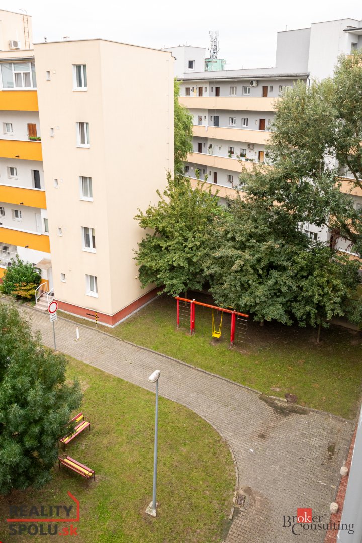 REZERVOVANÉ: Štýlový 2-izbový byt s historickým nádychom a u - 19