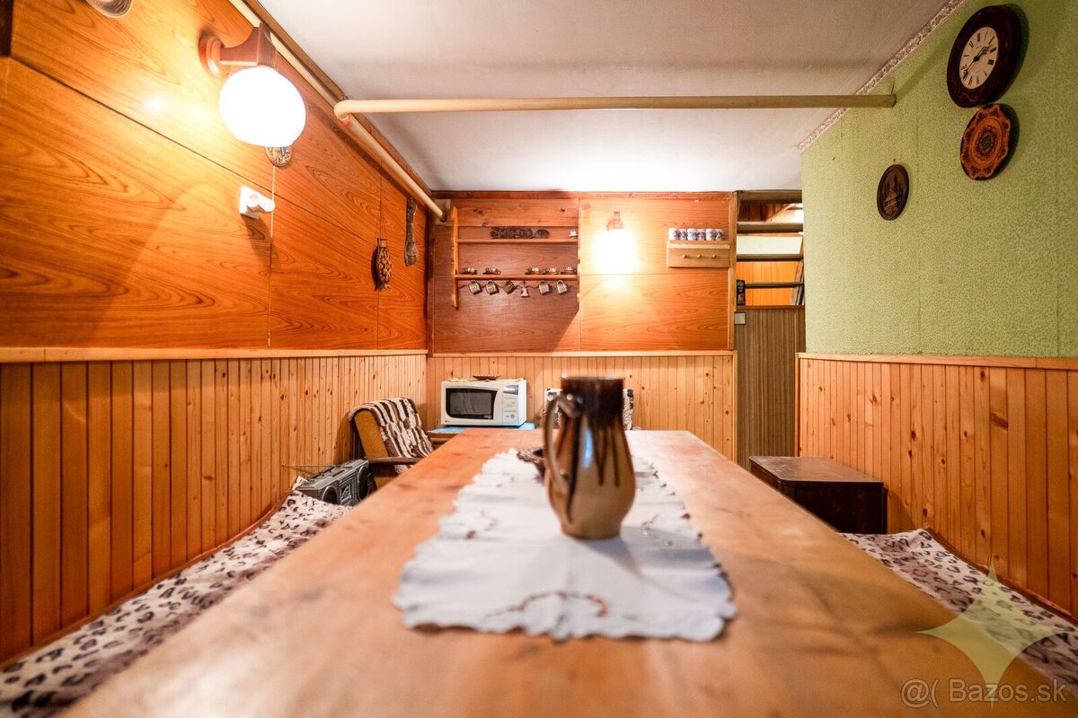 Predaj útulnej, murovanej rekreačnej chaty v tichej časti Du - 19