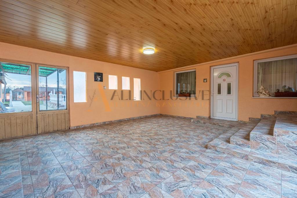 ALL INCLUSIVE l NA PREDAJ PRIESTRANNÝ RODINNÝ DOM V OBCI KAJ - 19