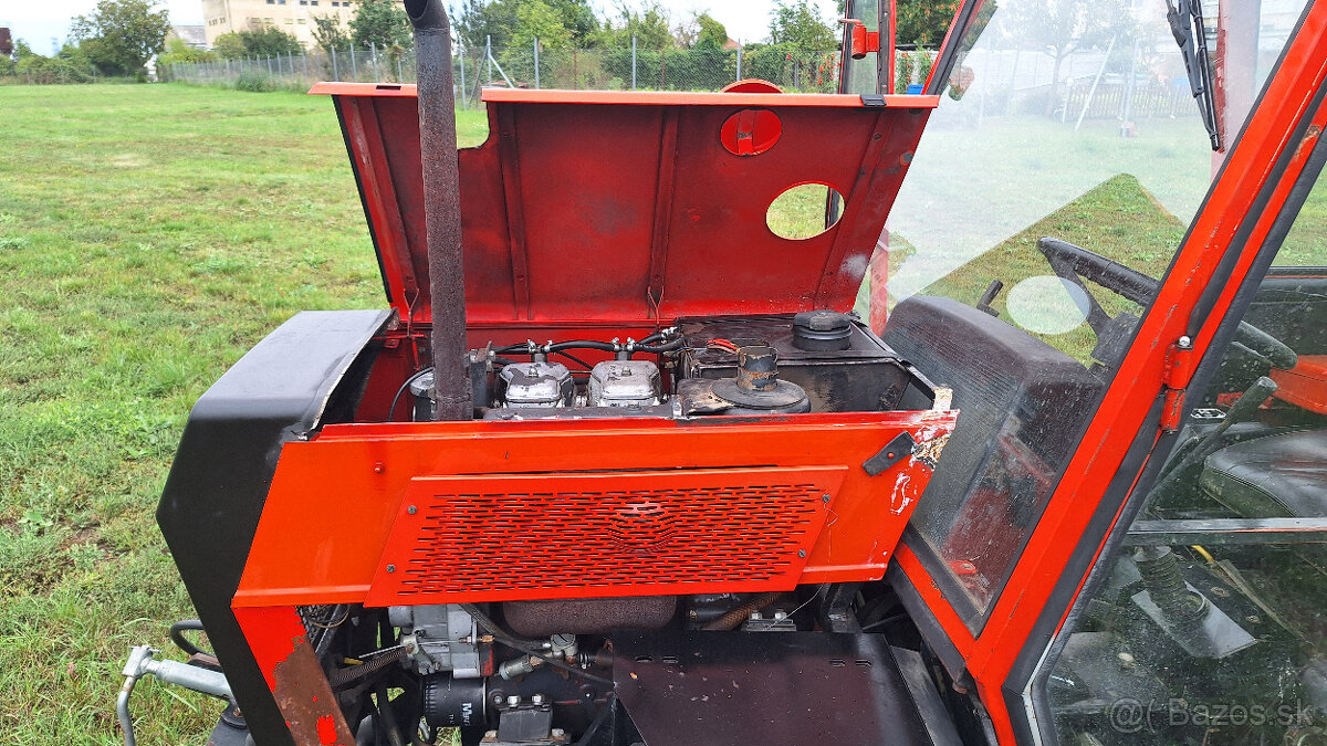 malotraktor MT8-150 s kabinou - 19