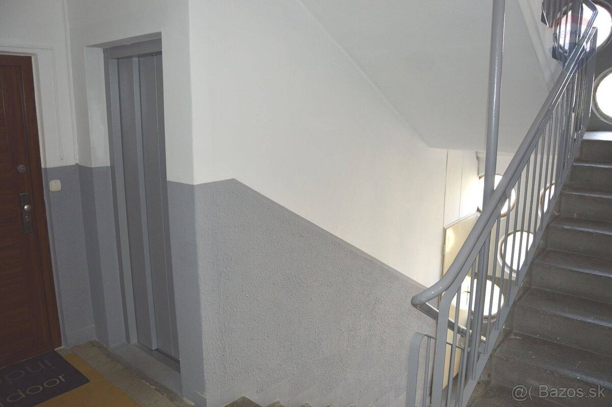 Predaj veľký 2,5 izbový byt Bratislava III - Nové Mesto - 19