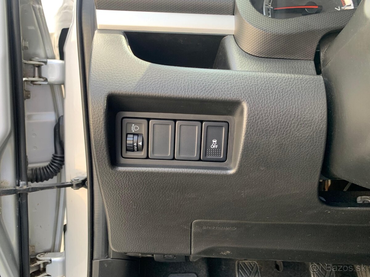 Suzuki Swift 1.2i, 69KW, 4x4 - 19