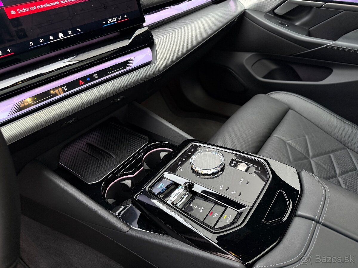 BMW i5 M60 xDrive M Individual - 19