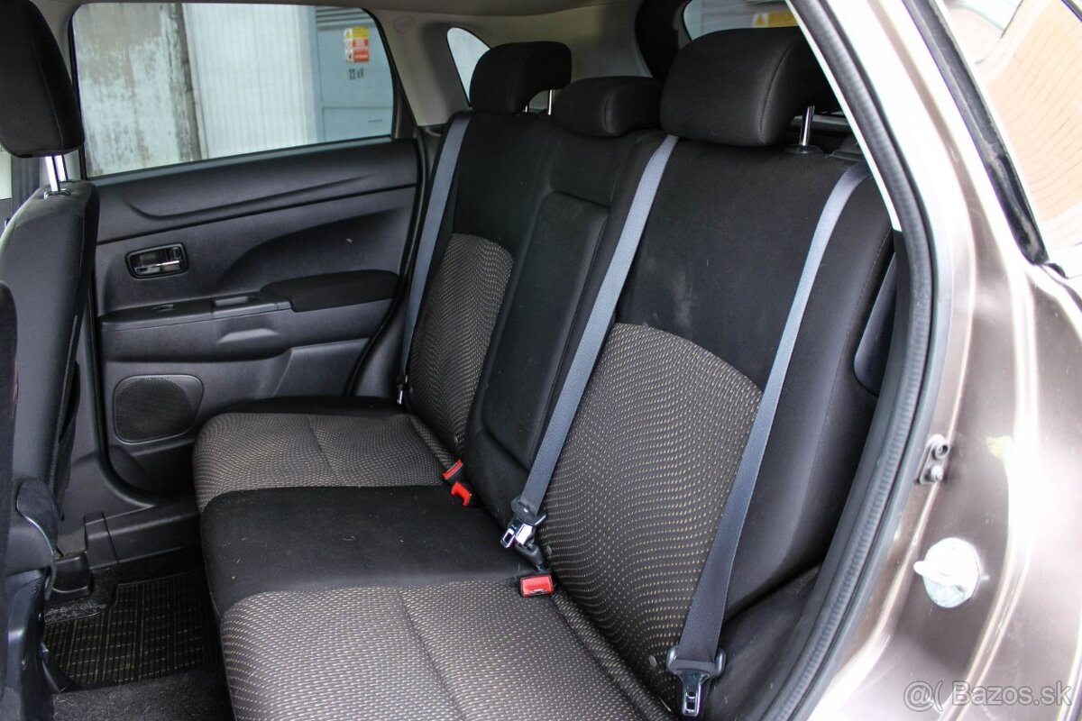 Mitsubishi ASX 1.8 DI-D Intense 4x4 - 19