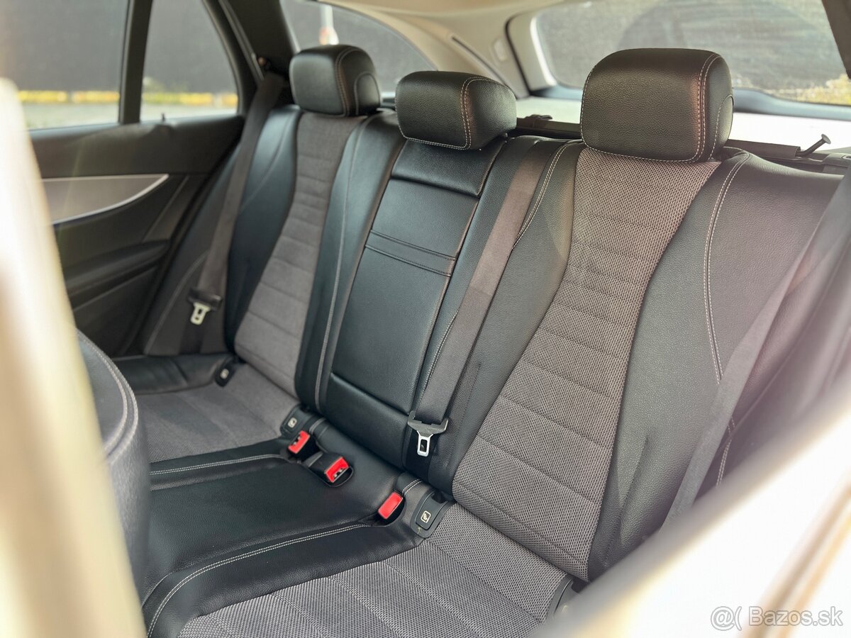 Mercedes-Benz E200d Kombi - 19