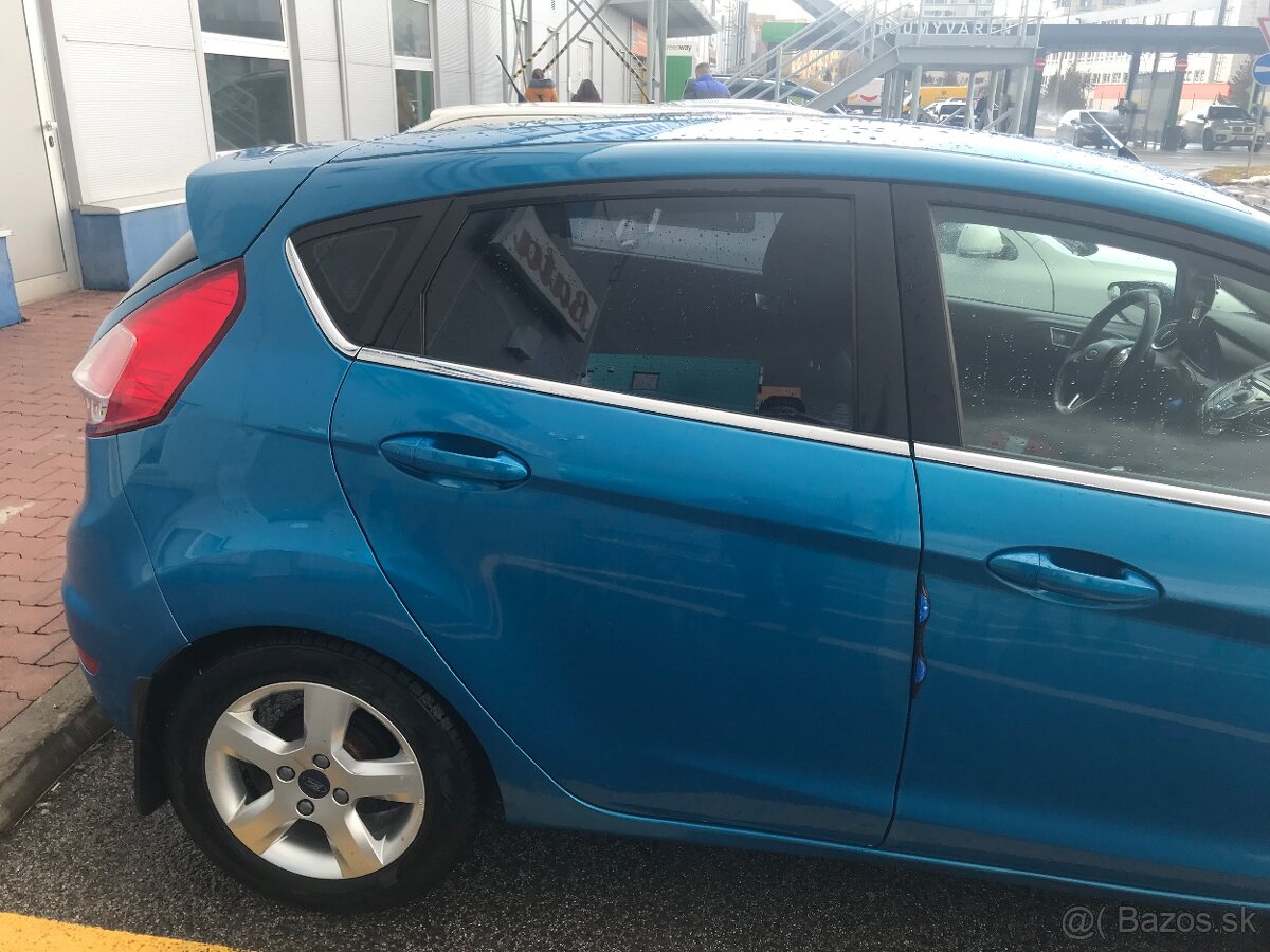 Ford Fiesta 1.4 Dcti - 19