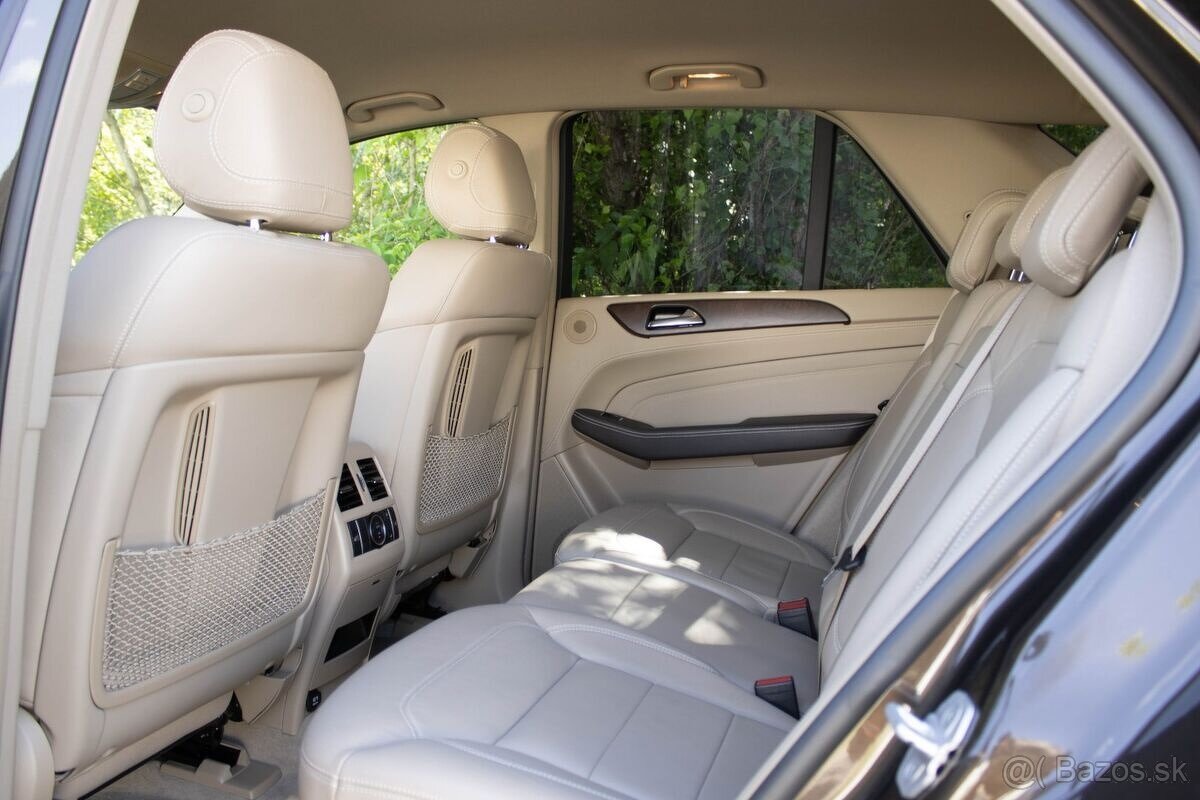 Mercedes-Benz ML 350d - 19