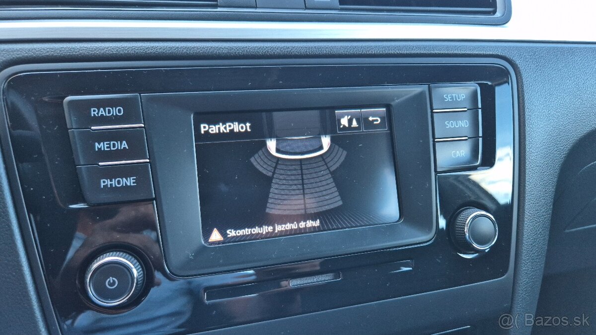 Škoda Rapid Spaceback SB 1.2 TSI 90k Drive - 19