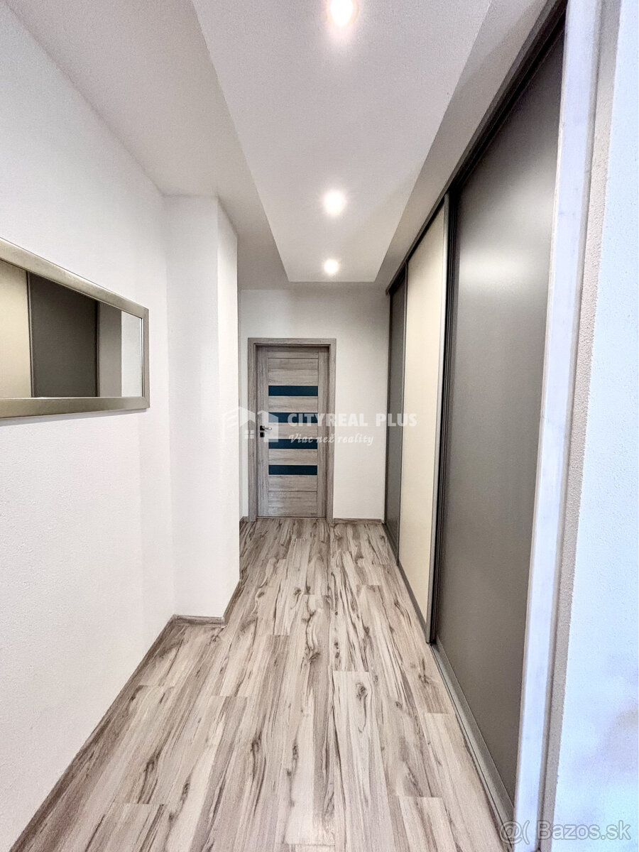 Ponúkame Vám na predaj moderne zrekonštruovaný poschodový ro - 19