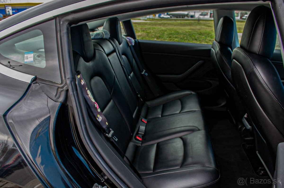 Tesla Model 3 Long-Range Dual Motor AWD - 19