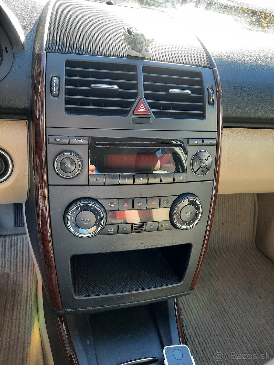 Mercedes Benz A trieda ELEGANCE ✅️TOP STAV. - 19