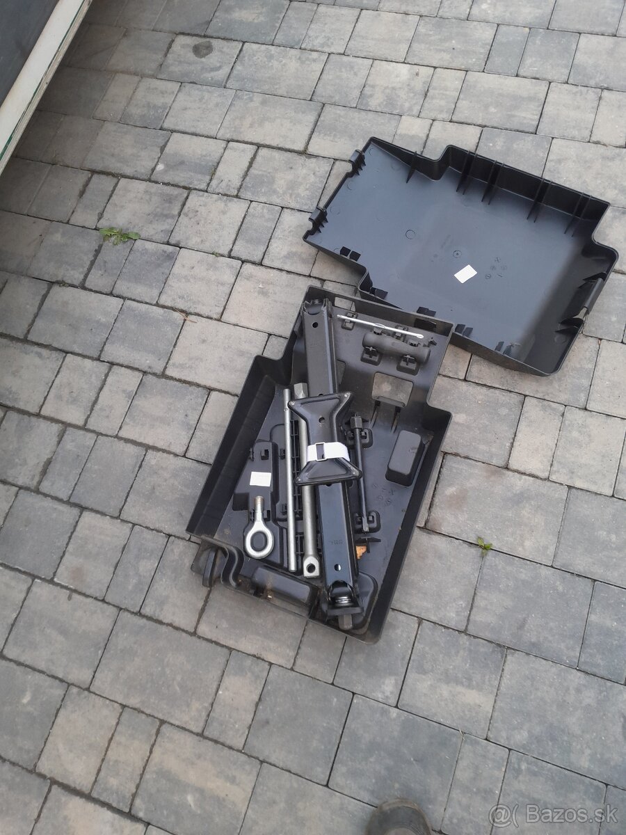 Riadiace jednotky - 19