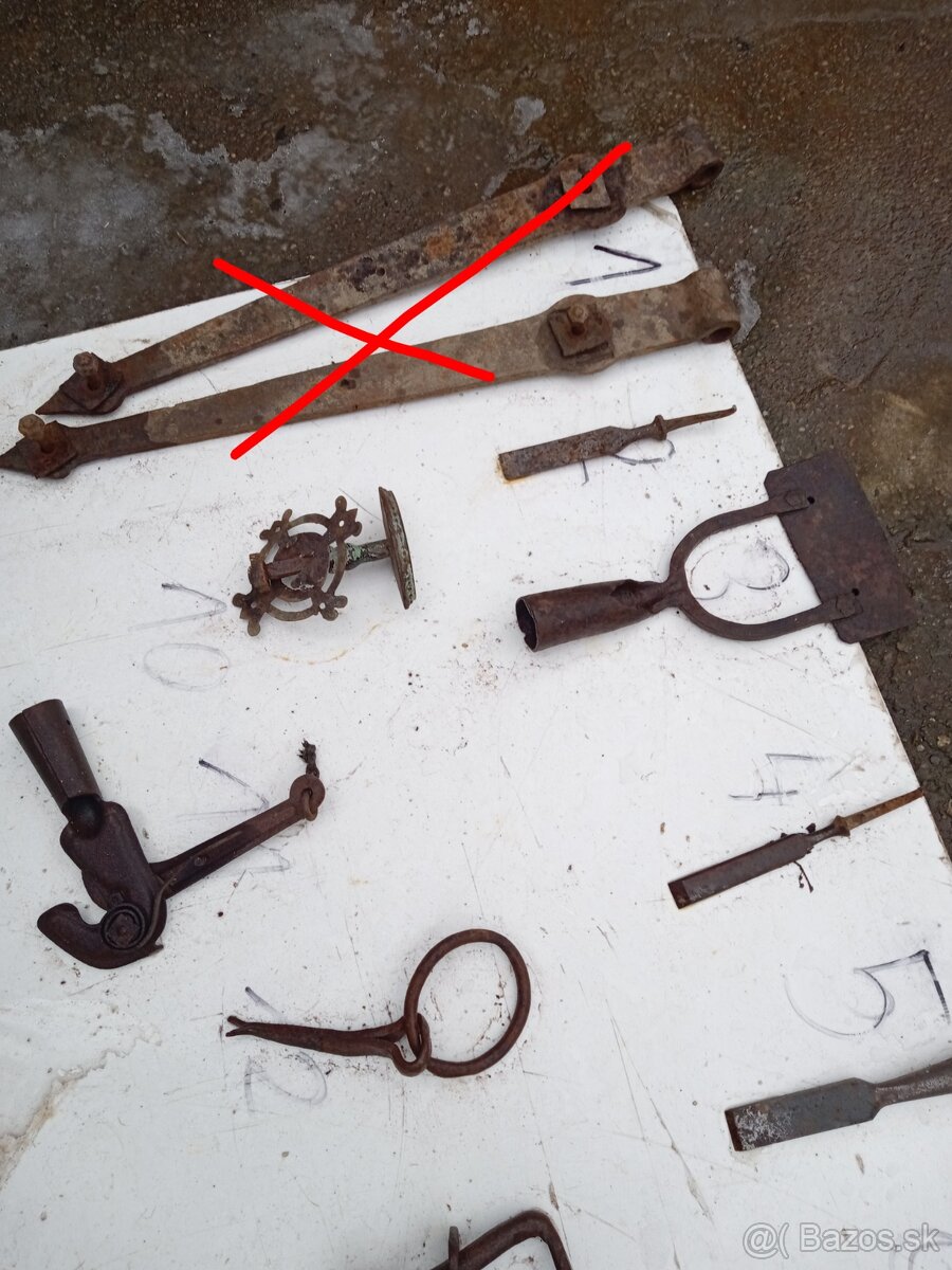 Staré drobnosti na dekoráciu - 19