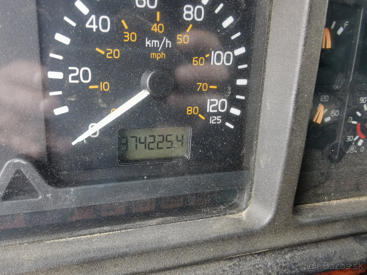 Prodám tahač návěsů VOLVO VVN EURO 3 retardér - 19