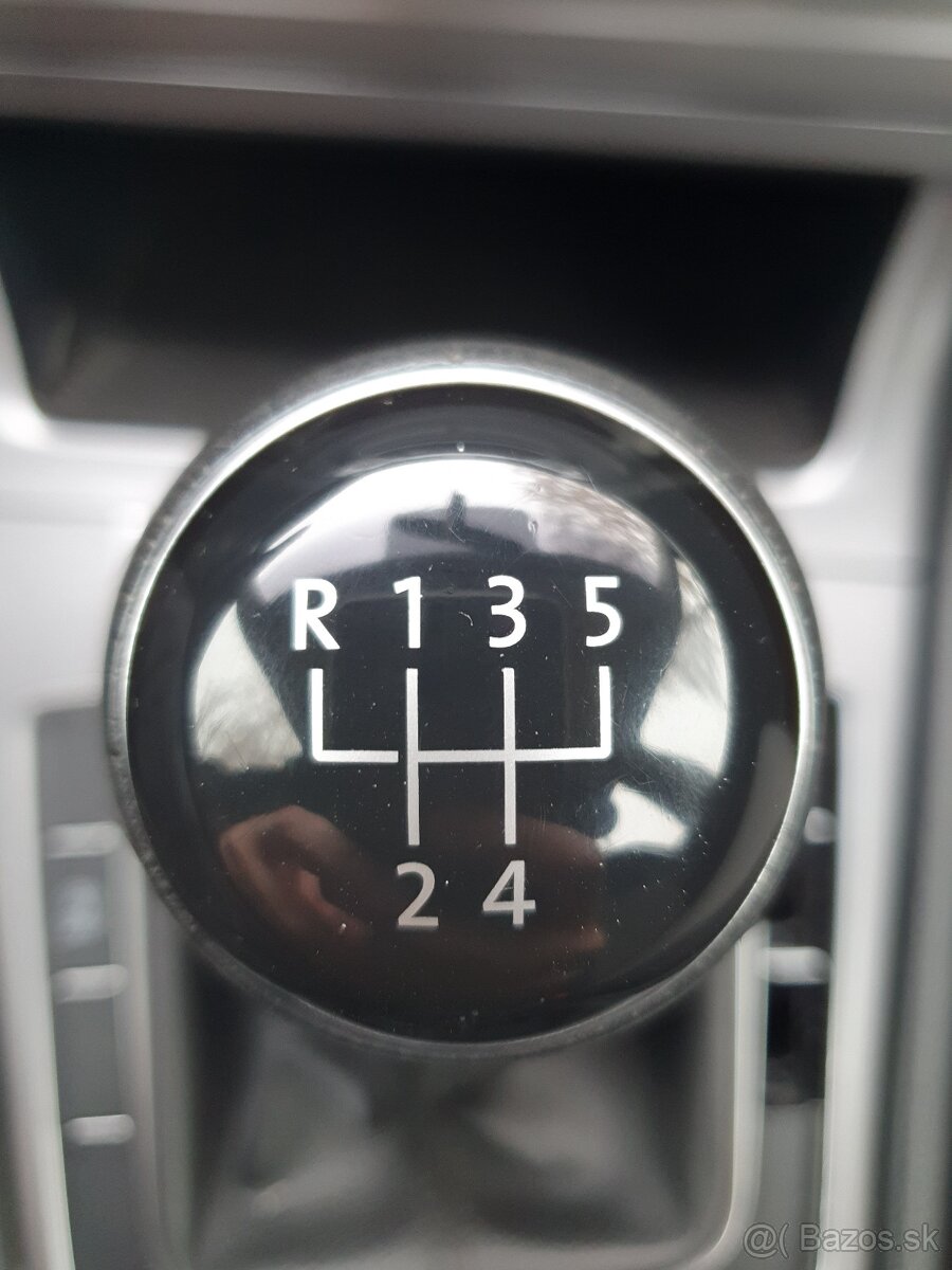 Volkswagen Golf Variant 1.6 TDI Trendline, 77KW - 19