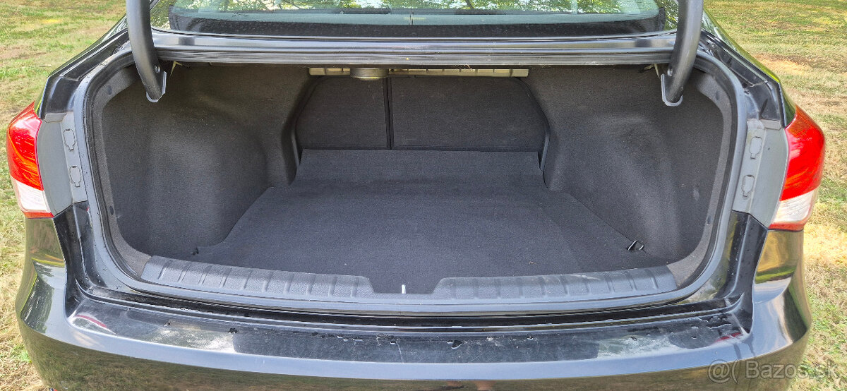 Hyundai i40 sedan 1.7CRDi r.v.:26.9.2014, 165.000km, WEBASTO - 19