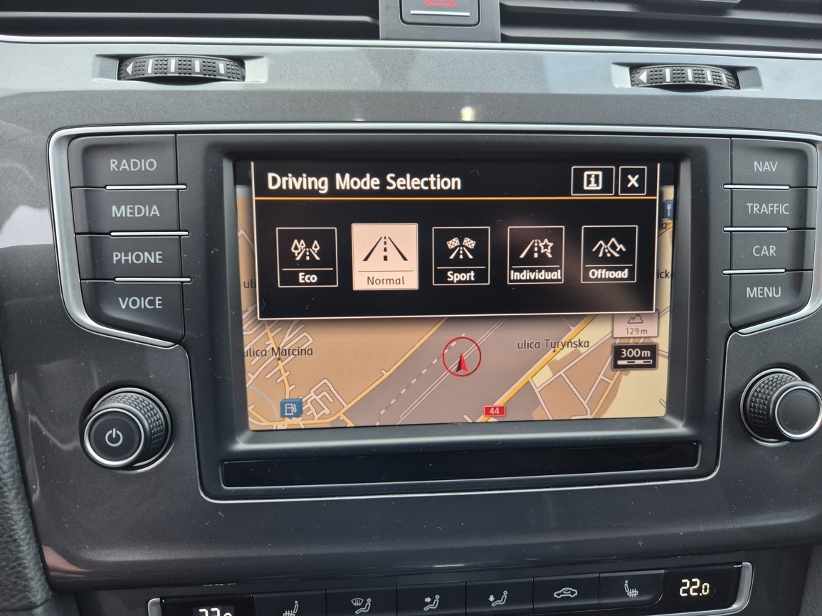 VW Golf Alltrack 135 kW DSG 4Motion - 19