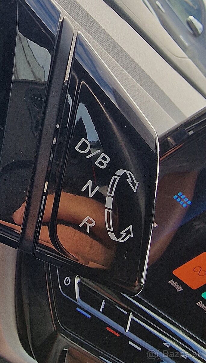 VOLKSWAGEN ID.4 PERFORMANCE UPGRADE 77KWH 1ST - 19