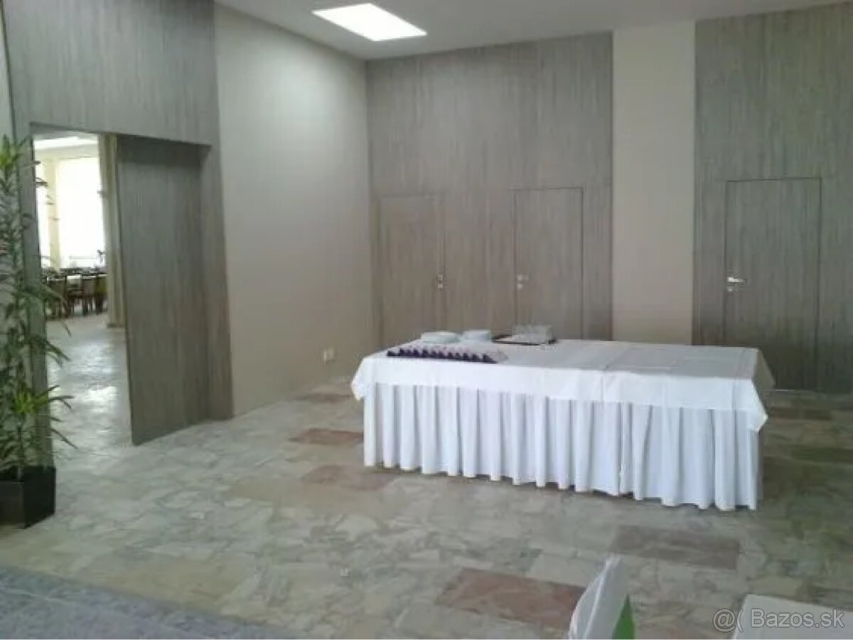 POLYFUNKČNÝ OBJEKT SO ZAMERANÍM NA GASTRO SLUŽBY / PREŠOV - 19