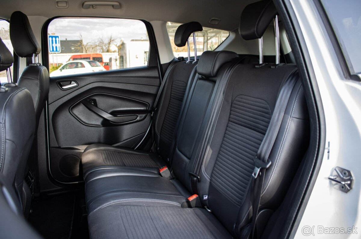 Ford Kuga 2.0 TDCi AWD, 132kW - 2017 - 19