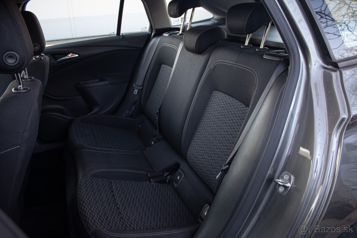 Opel Astra Sport Tourer ST 1.6 CDTI 110k - 19