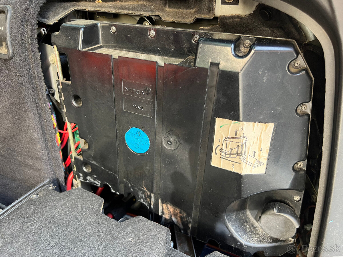 Predám BMW E39 520i touring v sériovom stave - 19