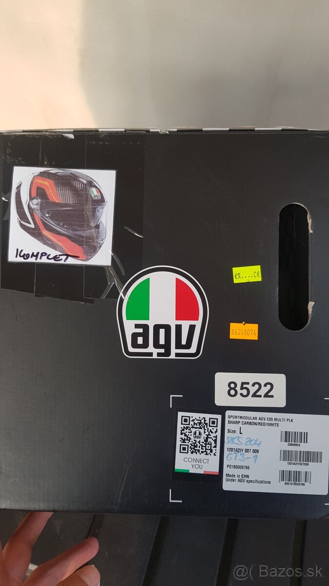 Predám novú karbónovú prilbu AGV Sportmodular -L - 19