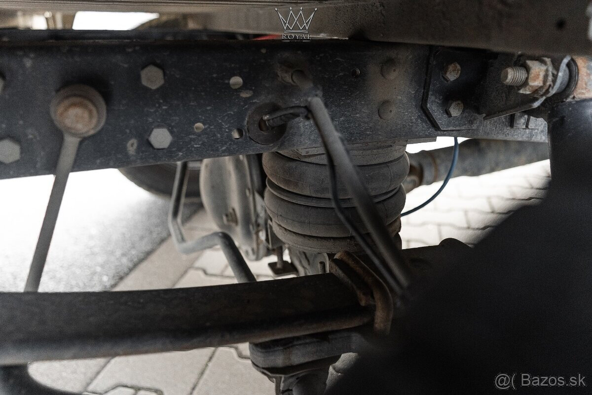 Iveco Daily 3.0 MAXI 1.Majiteľ VZDUCHOVY PODVOZOK KAMERA DPH - 19