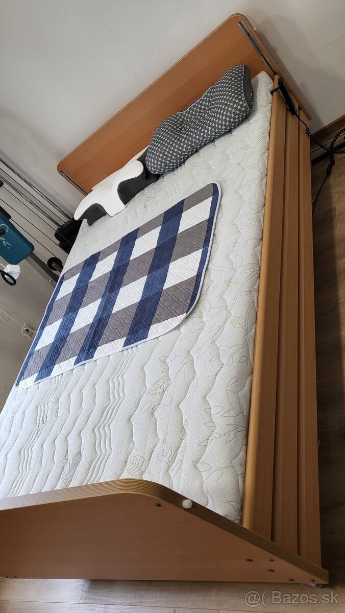 Elektrická polohovacia posteľ s matracom 140x220cm do 350kg - 19