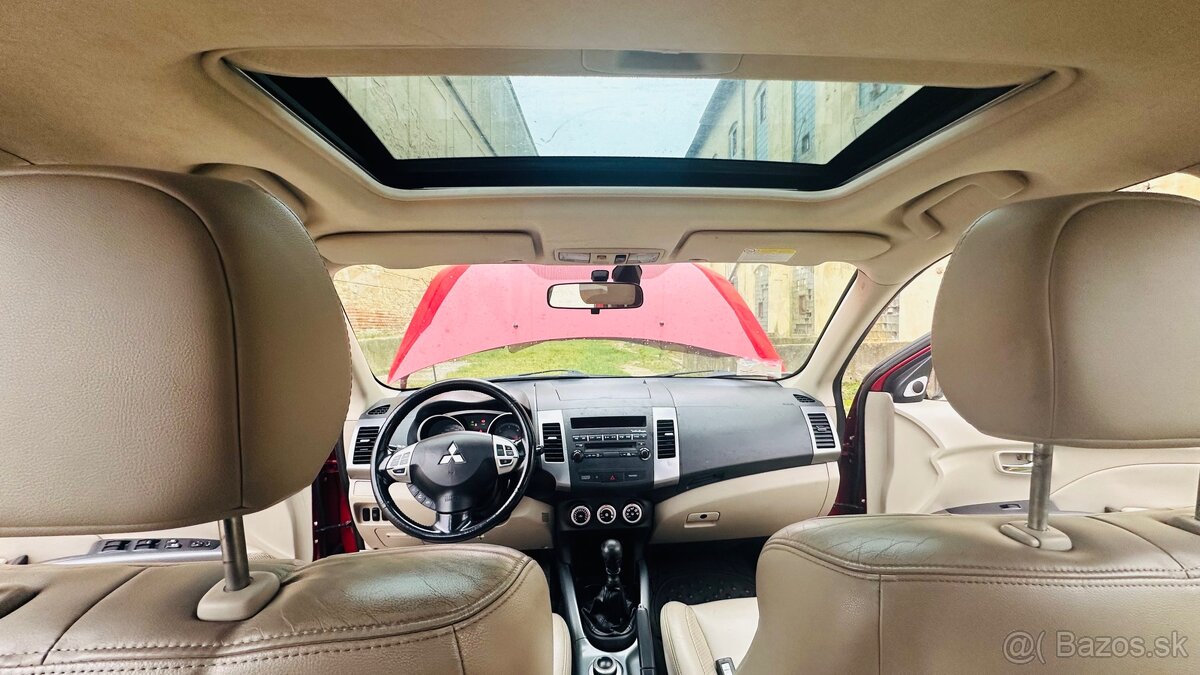 Mitsubishi Outlander 2.0DI-D 4x4 - 19