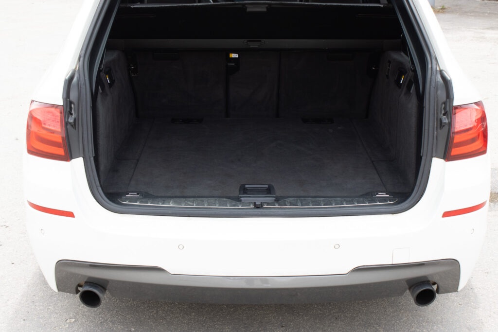 BMW 535d Touring z roku 2012 - 19