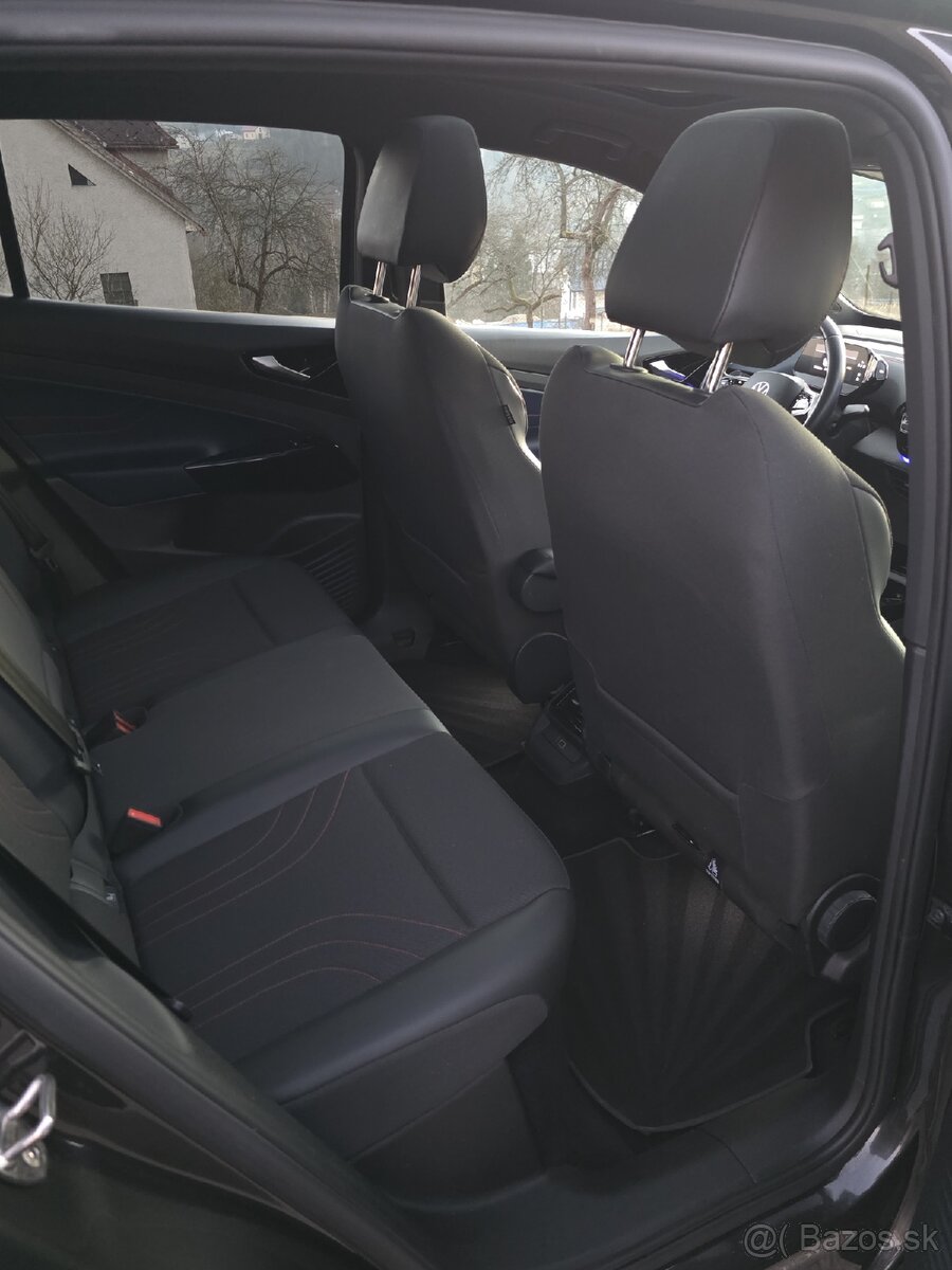 Volkswagen ID4 GTX 4x4 220kw 82kWh Panorama Ťažné Matrix - 19