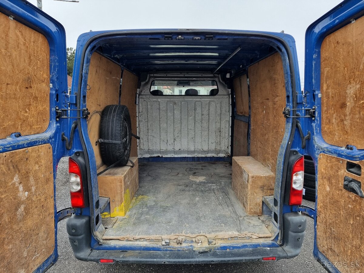 Renault Master Van 2.5 dCi L1H1P1 za 4.990 € s DPH - 19