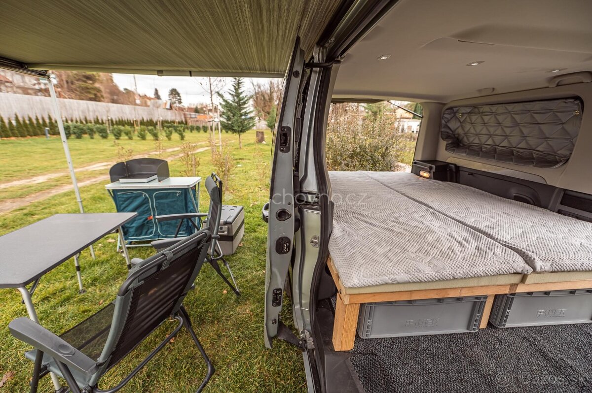 RENAULT TRAFIC SPACECLASS Blue dCi 150 AT 8 miest - 19