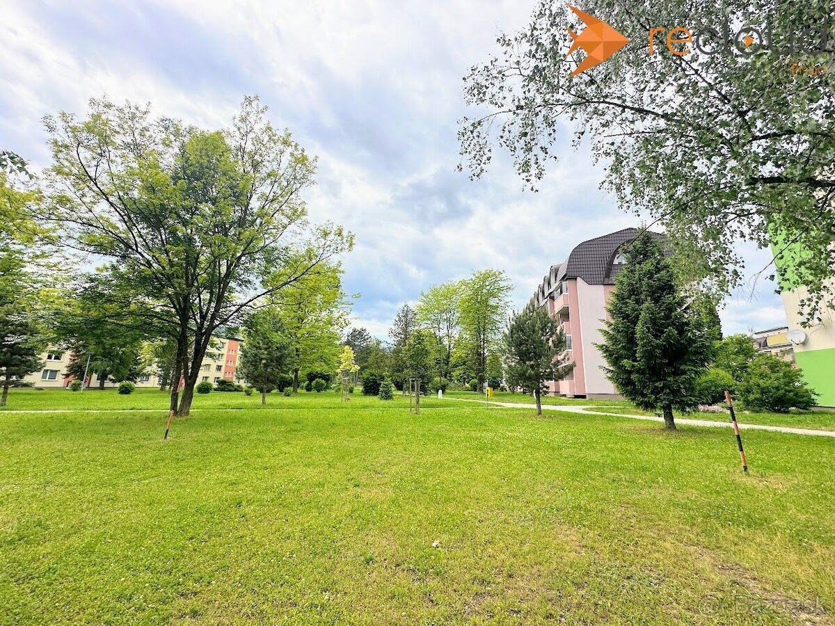 2 izbový byt s balkónom a nádherným výhľadom n ul. J Bottu v - 19