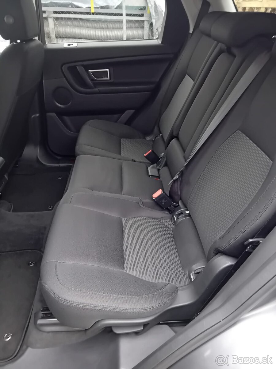 Land Rover Discovery Sport - 19