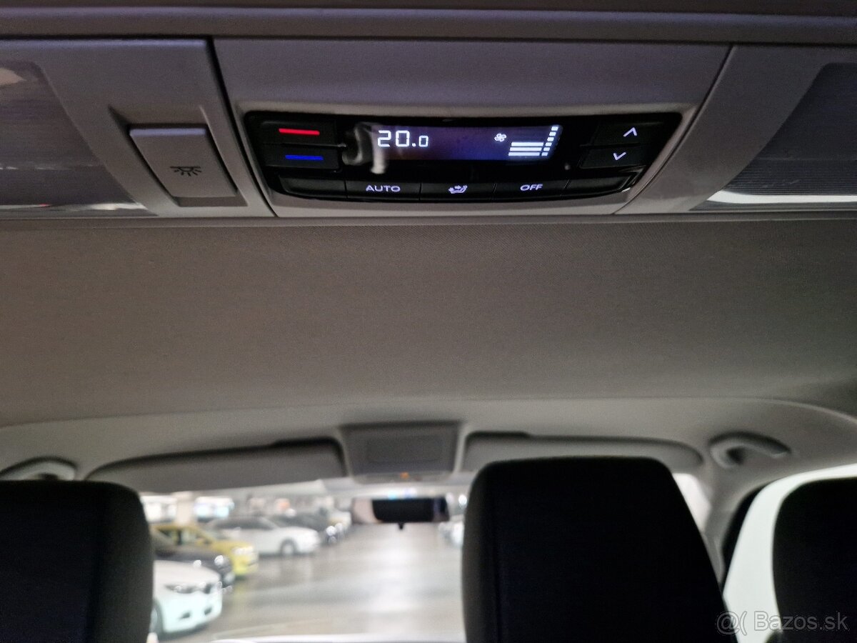 VW Caravelle T6.1 L2 Long 2,0 110kW Auto DSG Ťažné 9 miest - 19