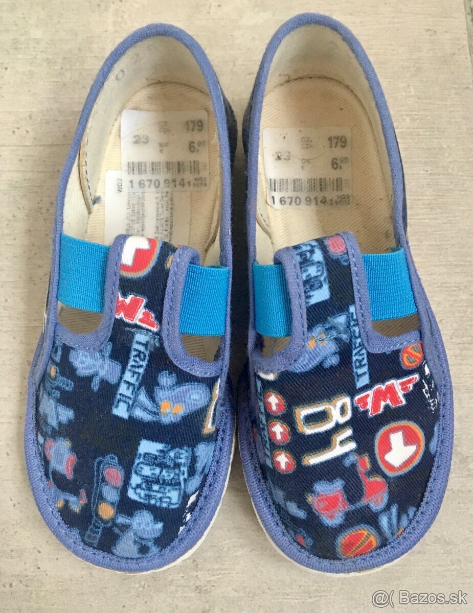 Detská obuv, sandále, veľ. 33, 32, 31, 28, 26, 25, 23, 22 - 19