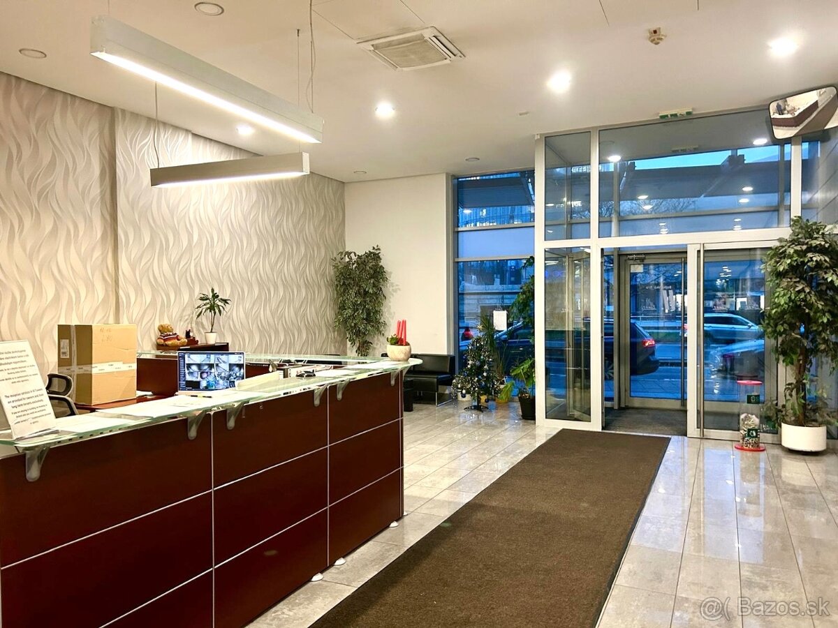 TOP ADRESA Veľký 2i.BYT V PROJEKTE TRI VEŽE S ÚŽASNÝM VÝHĽA - 19