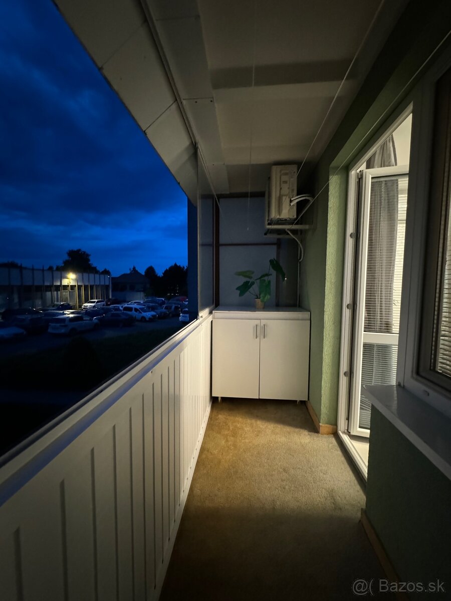 Prenájom plne zariadený 3-izbový byt na v NMnV - 19