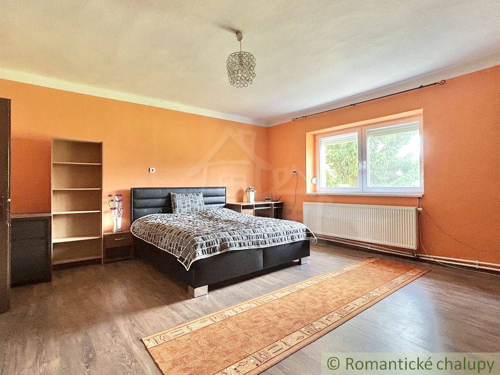 NOVÁ CENA - Polosamota s priestranným domom a malým rybník - 19