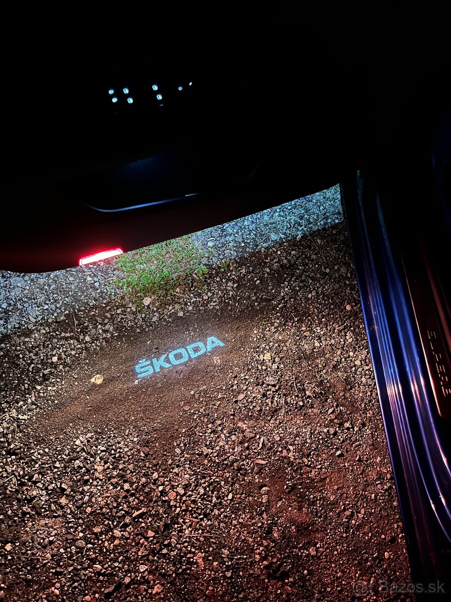 Škoda Superb 2.0tdi sportline s DPH - 19