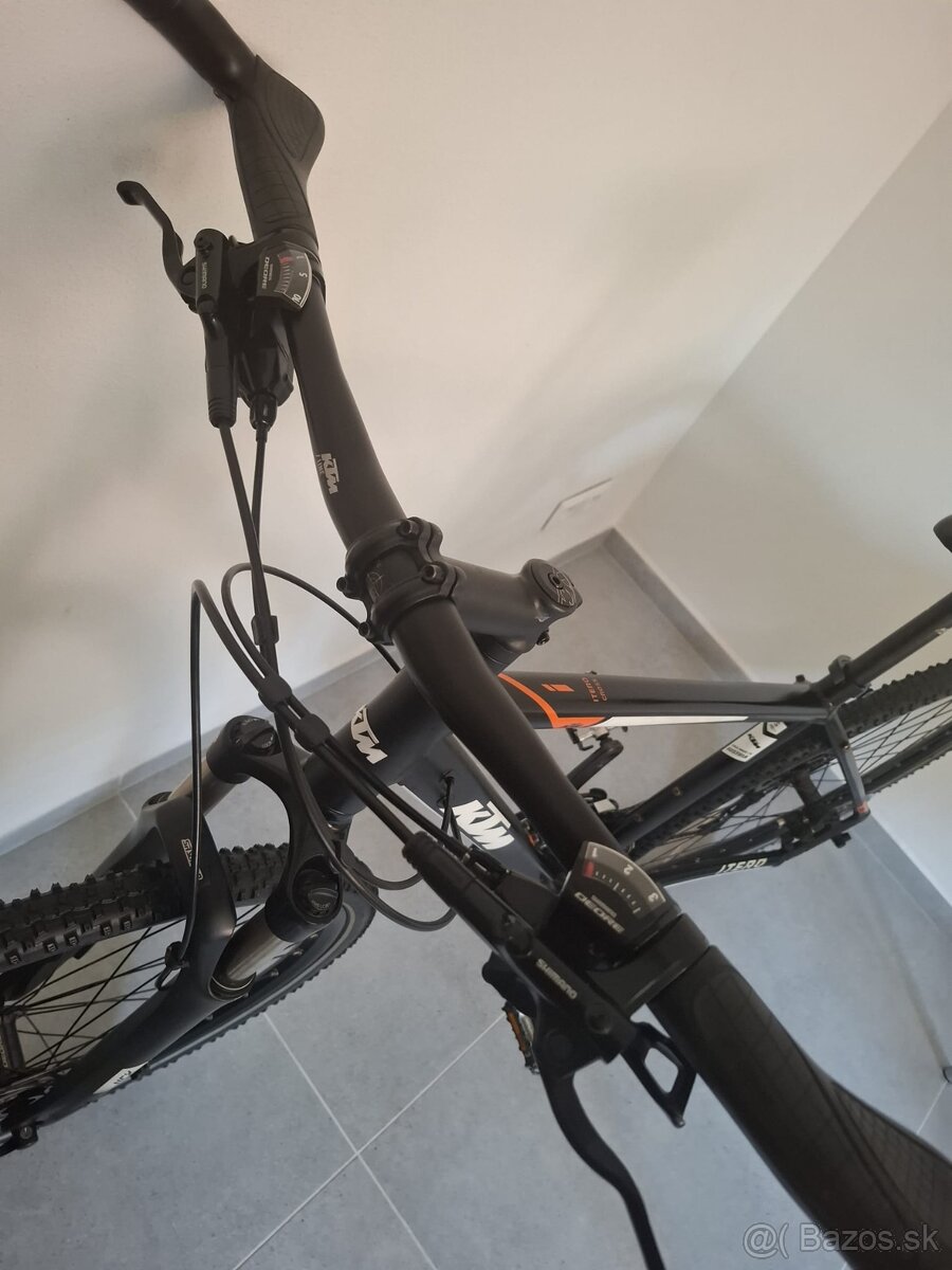 Predám KTM Itero CROSS 28er/Sko-46 cm/3x10, odpruzena vidla - 19