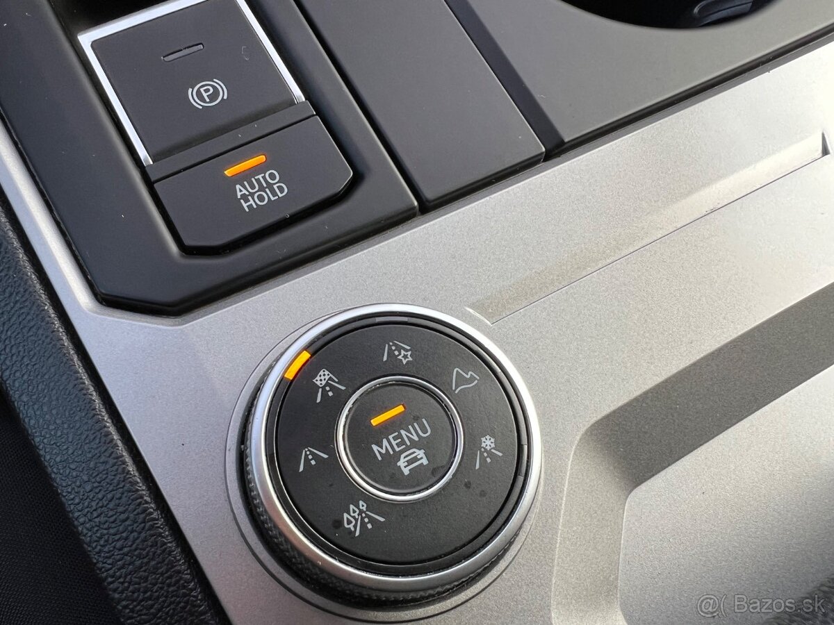 Volkswagen Touareg 3.0 V6 TDI SCR 4Motion Tiptronic - 19