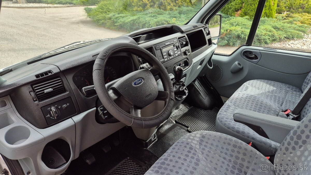 Ford Transit - 19