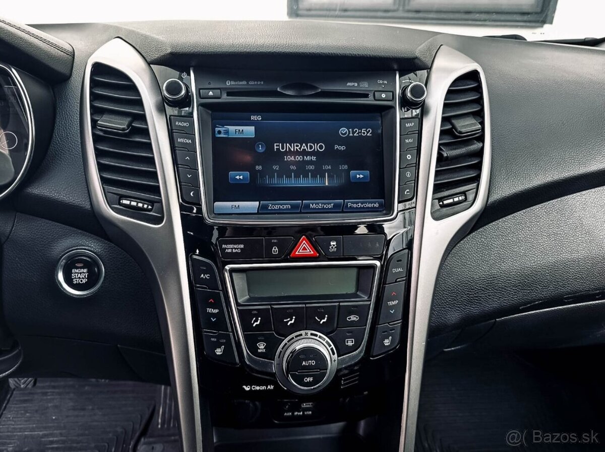 Hyundai i30 CW 1.6 CRDi 136 Style - 19