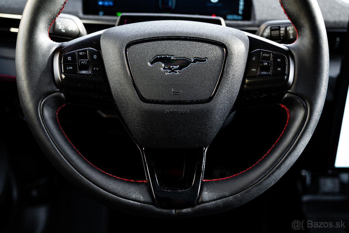 Ford Mustang Mach-E 75,7kWh RWD STD - 19