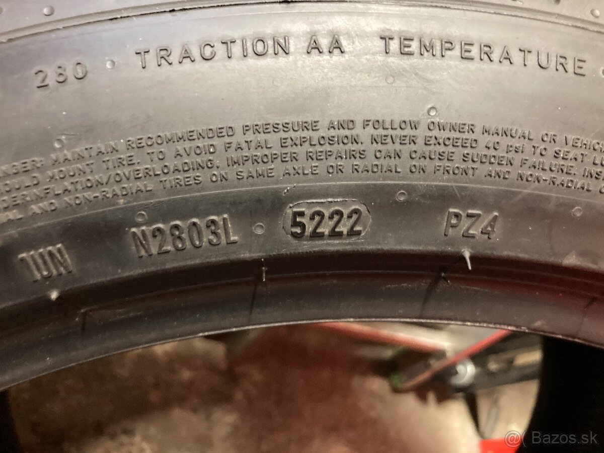 Tesla 19" originál s letnými pneu - 19