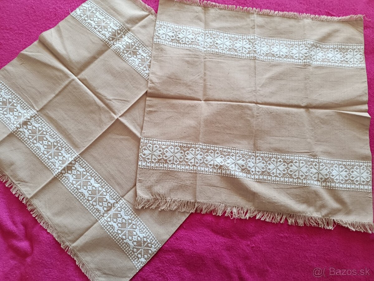 Vyšívané obrusy - 19
